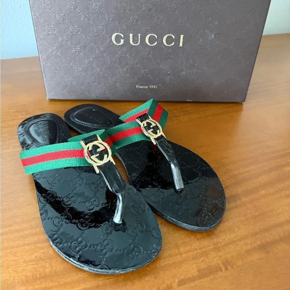 Gucci Double g leather sandals